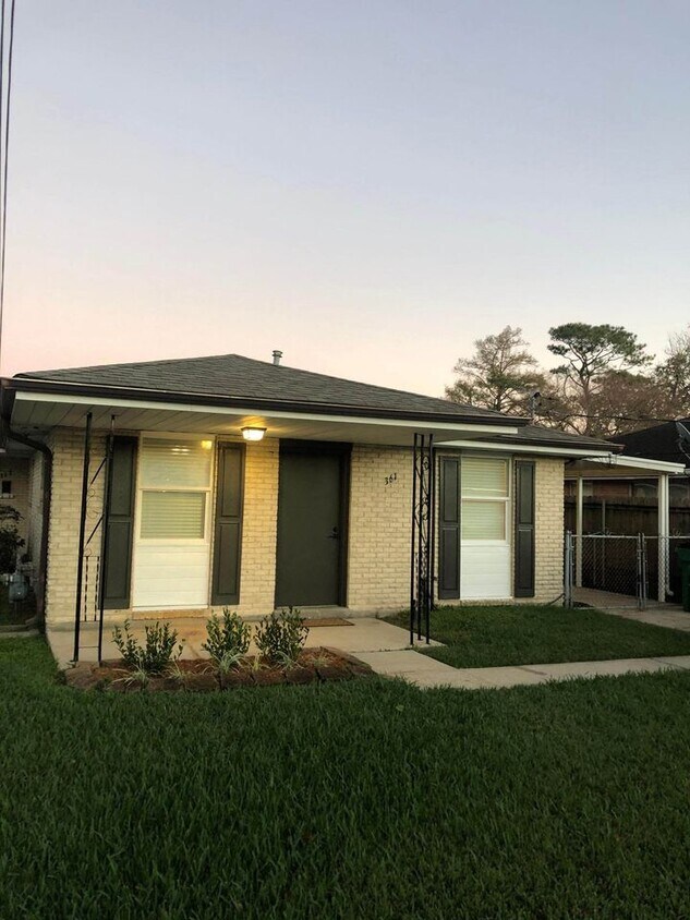 361 Aris Ave Unit 1, Metairie, LA 70005 Apartments in Metairie, LA