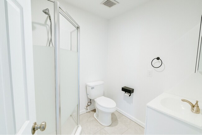 Foto del edificio - 11 Webster Ave