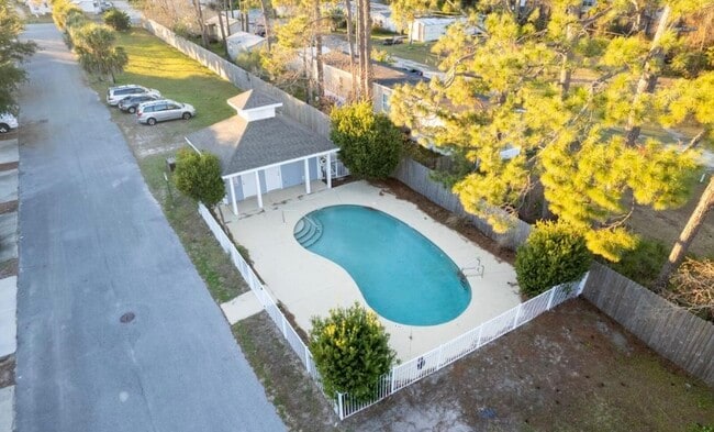 Building Photo - 8603 Marlin Pl