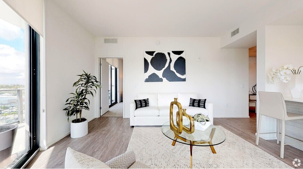 Photo - SoLé Mia Rentals Apartments