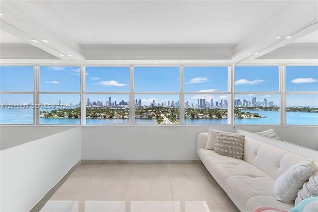 Foto del edificio - 3 Island Ave
