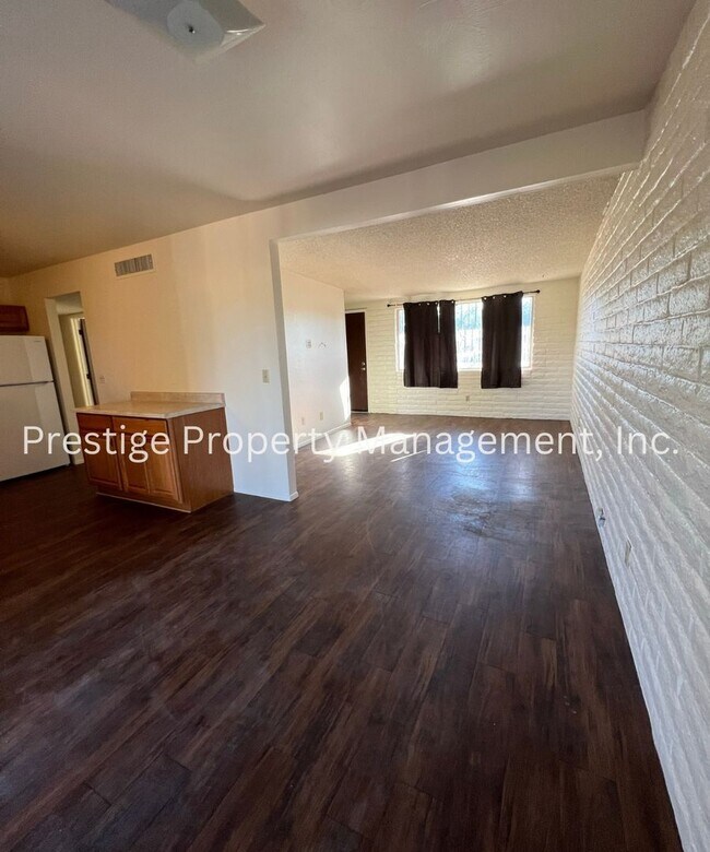 Foto del edificio - 4bd/2ba Southeast home with HUGE Backyard