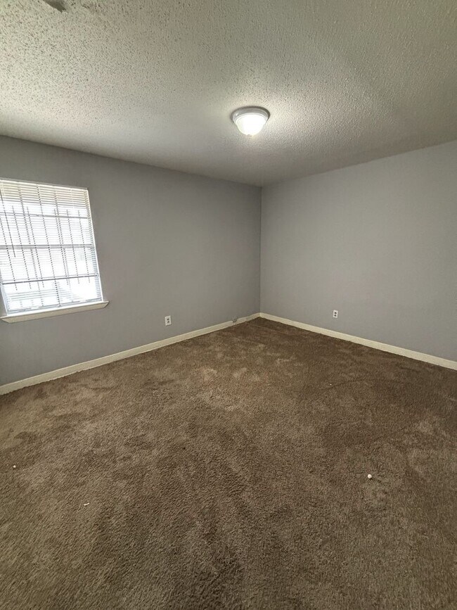 Foto del edificio - 837 Graymont Ave W