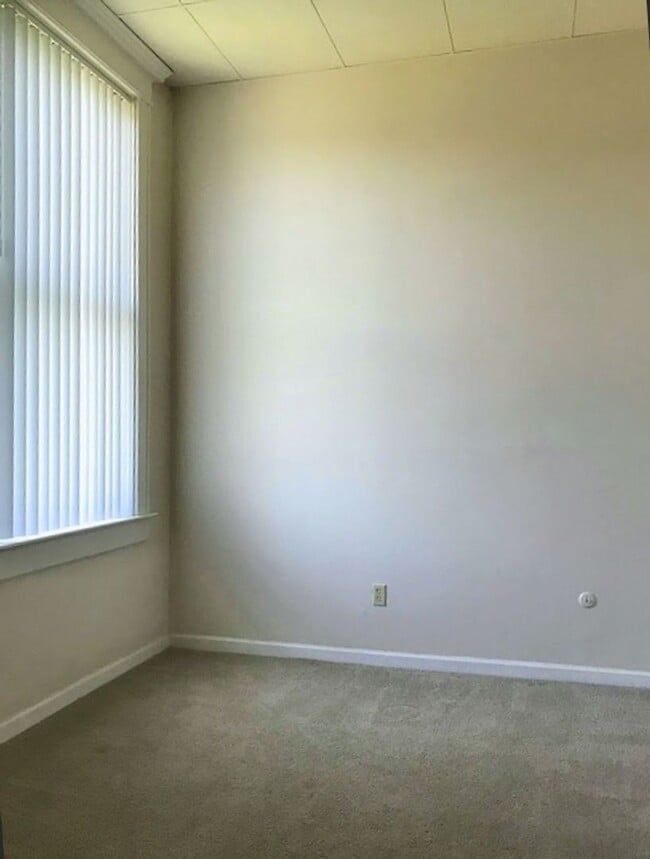 Interior Photo - St. Agnes Apartments