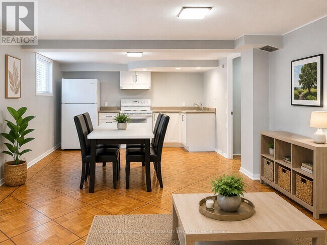 Photo du bâtiment - 81 Rockcliffe Blvd