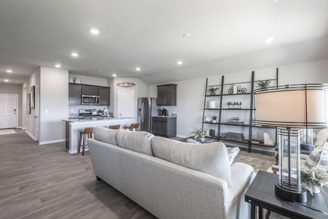 Building Photo - 3501 Molly Dr