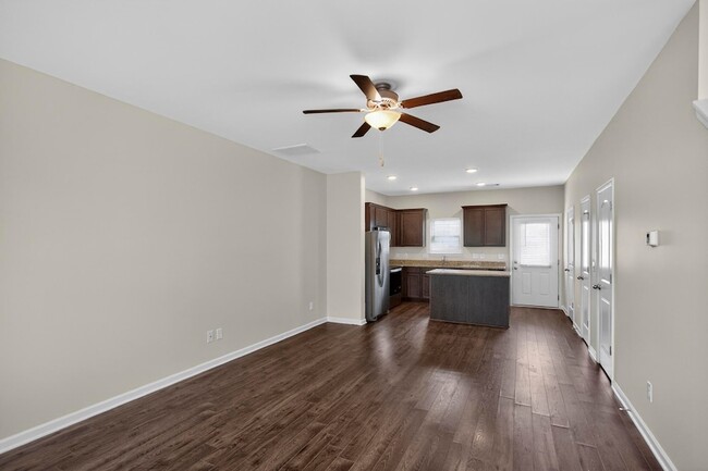 Photo - 1023 Glen Marcus Dr Apartment