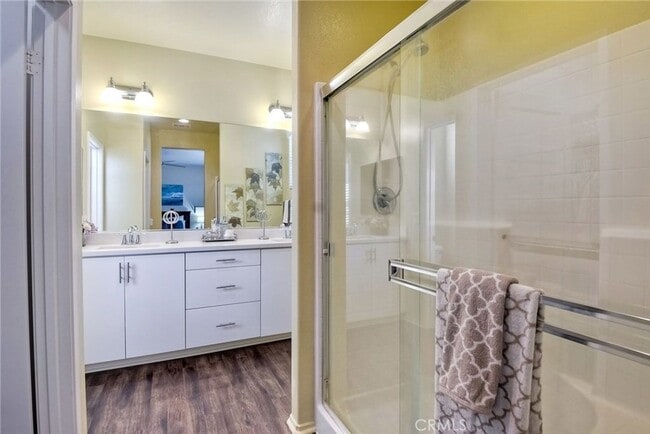 Building Photo - Lovely updated 3 bedroom townhome in Temecula