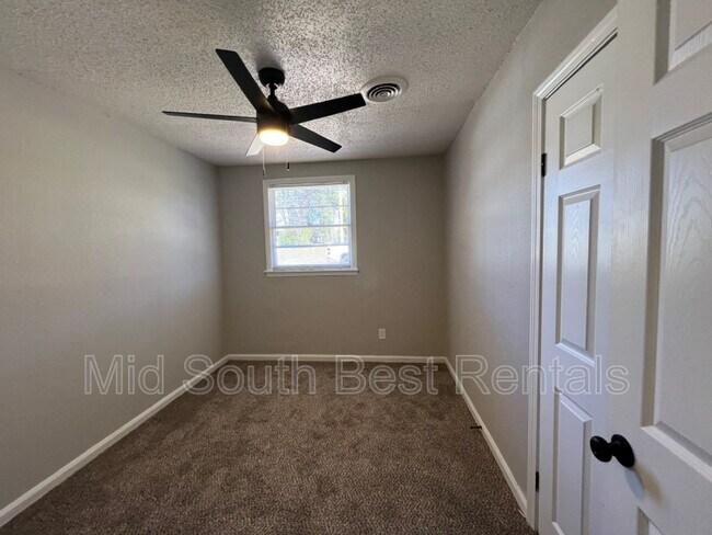 Foto del edificio - 2277 Zanone Ave