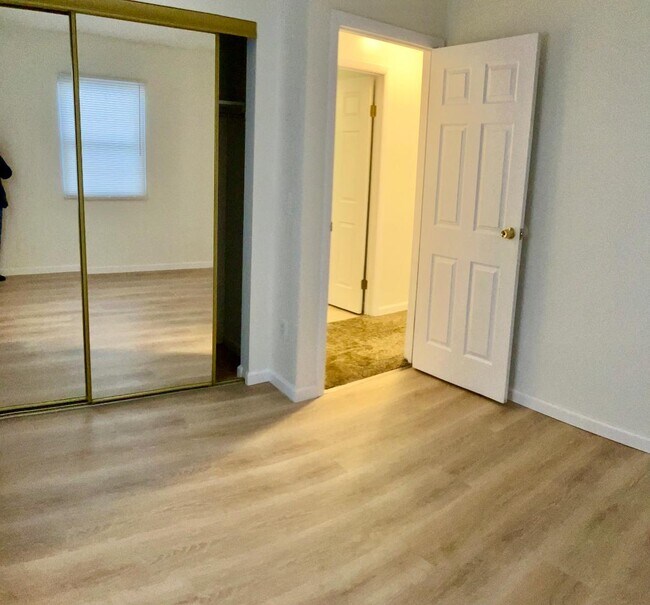 Foto del edificio - 4908 Kendal St SW