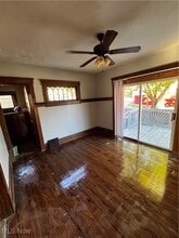 Building Photo - 825 Kenmore Blvd