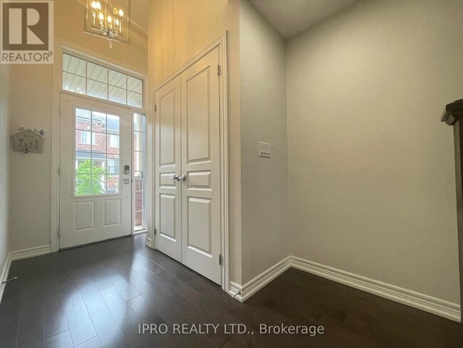 Building Photo - 2187-2187 Fiddlers Way