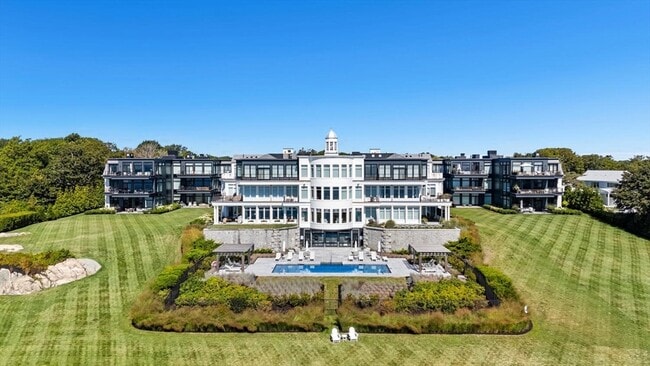 Foto del edificio - 35 Littles Point Rd