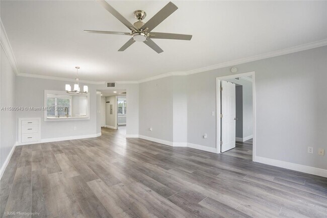 Foto del edificio - 12955 SW 16th Ct