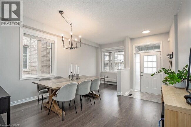 Building Photo - 1548 Carr Landing