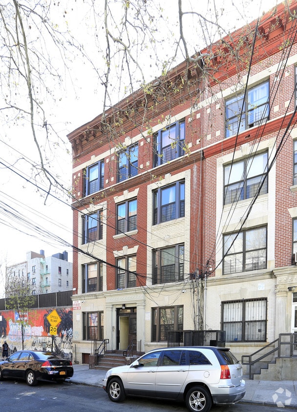 Building Photo - 2254 Bassford Ave