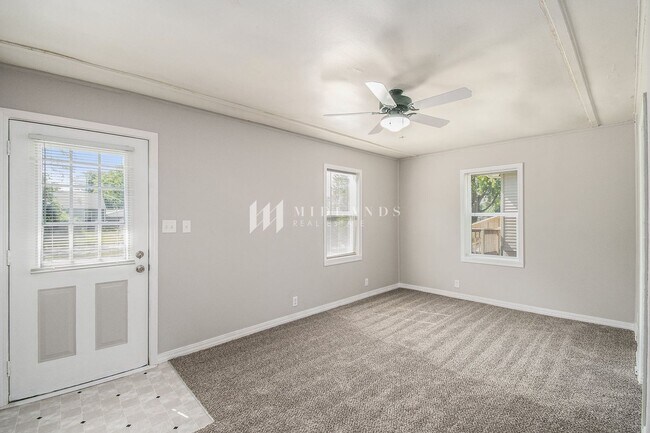 Foto del edificio - Old Towne Bellevue Home