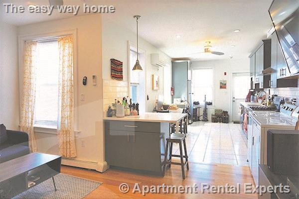 Building Photo - 27-29 Lambert St Unit #2L