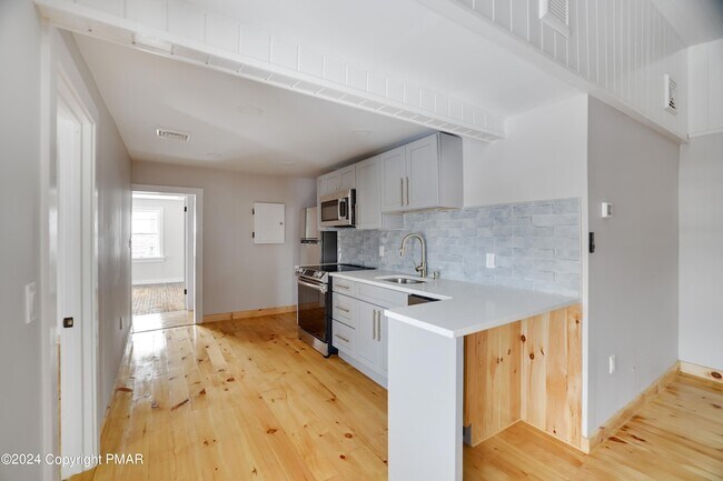 Foto del edificio - 314 Main St