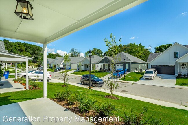 Foto del edificio - 3 br, 2 bath House - 573 Strong Avenue
