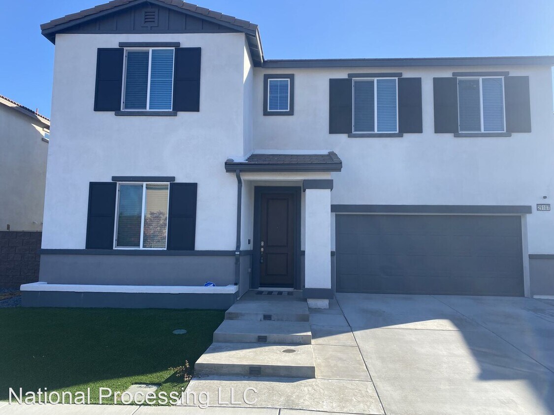 Primary Photo - 5 br, 3 bath House - 29107 Cosmos Ave