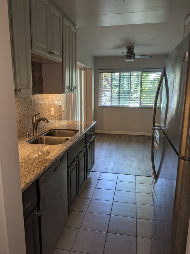 Photo - 3750 Harrison St Townhome