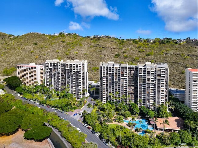 Photo - 531 Hahaione St Townhome