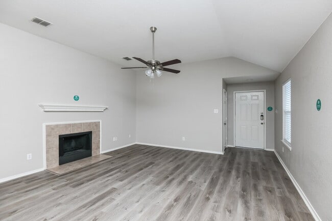 Building Photo - 1205 Artesia Dr