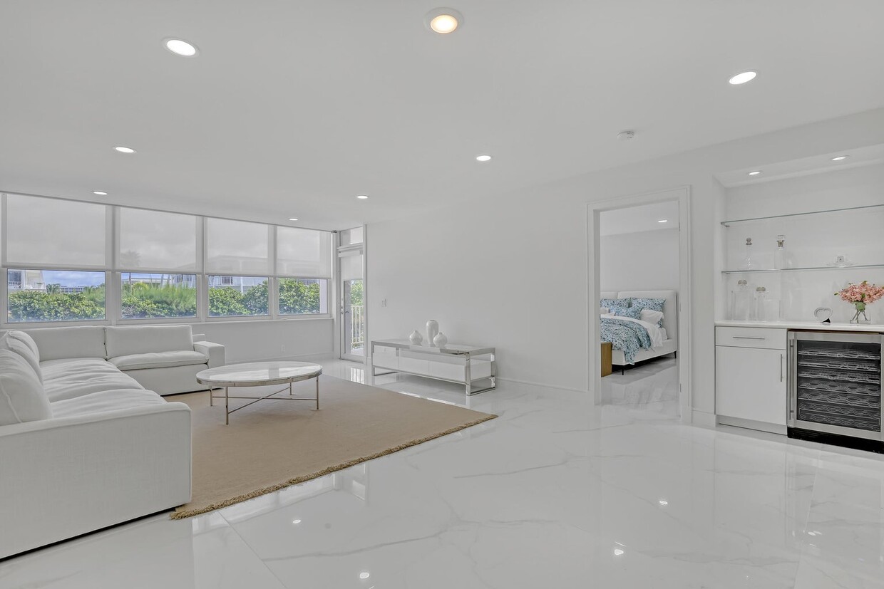 Foto principal - 2295 S Ocean Blvd