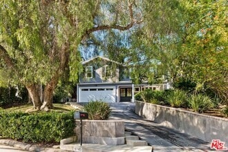 Building Photo - 4045 Davana Rd