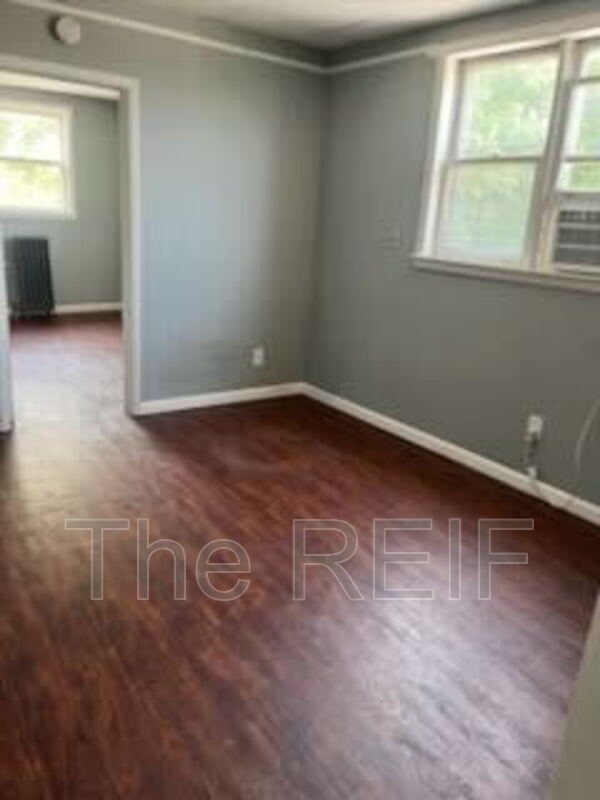 Foto principal - 1025 N Washington Ave