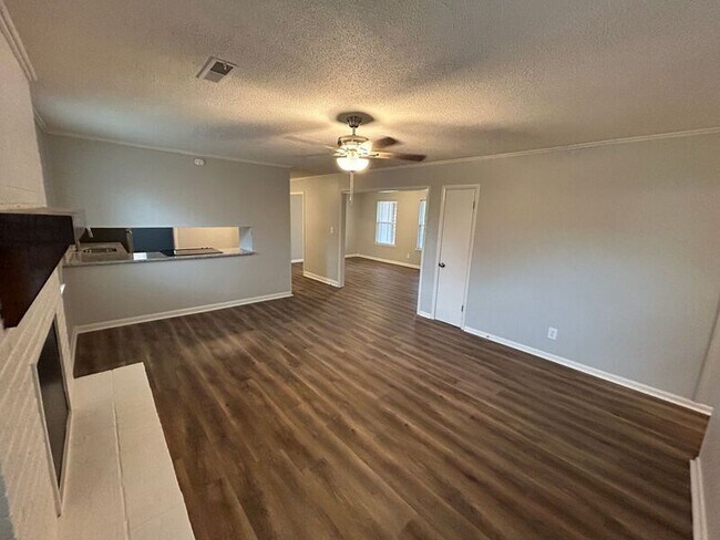 Foto del edificio - 2026 Woodmead St SW