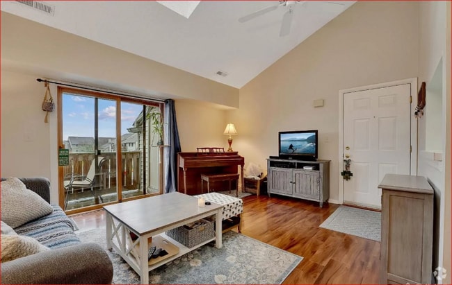 Building Photo - 5309 Ravens Crest Dr