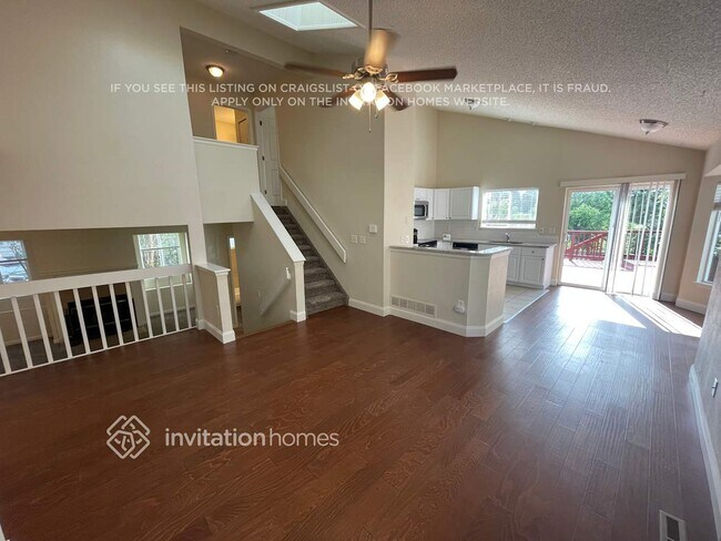 Building Photo - 21906 Saddlebrook Ct