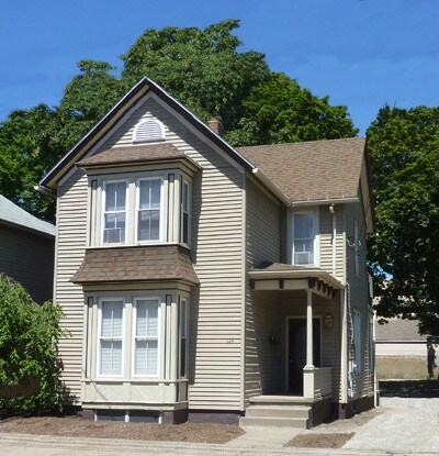 Building Photo - 124 E 4th St