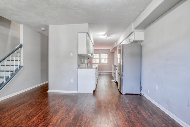 Foto del edificio - 6533 Woodgreen Cir