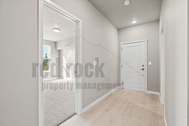Building Photo - 6430 N Atlas Rd
