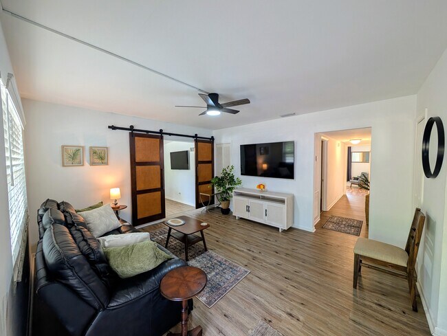 Foto del edificio - 4510 N Jamaica St