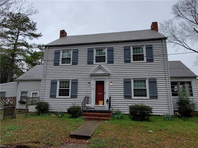 Foto del edificio - 1600 Cedar Ln