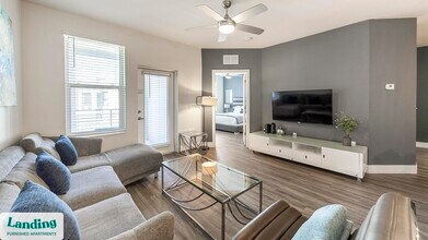 Building Photo - 4950 W Prescott St