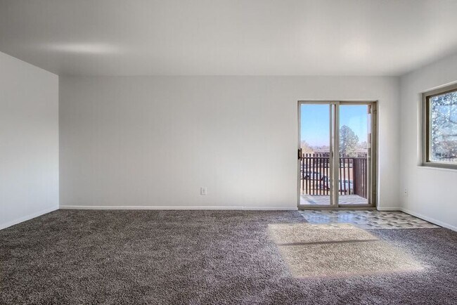 Building Photo - 3613 S Sheridan Blvd