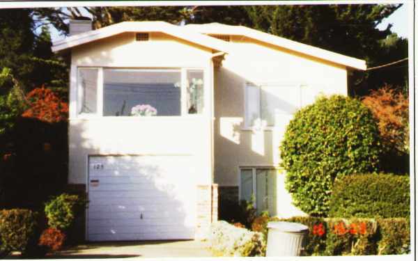 Building Photo - 125 Sunnyside Ave