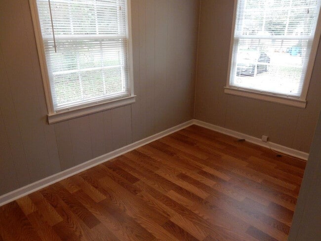 Building Photo - One Step Away from your DREAM HOME! Apply now.