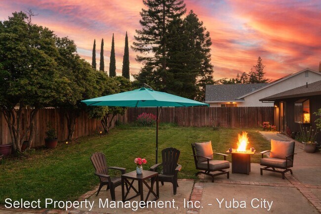 Foto del edificio - 3 br, 2 bath House - 1922 Elliott Dr.