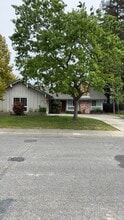 Building Photo - 7756 Guenivere Way