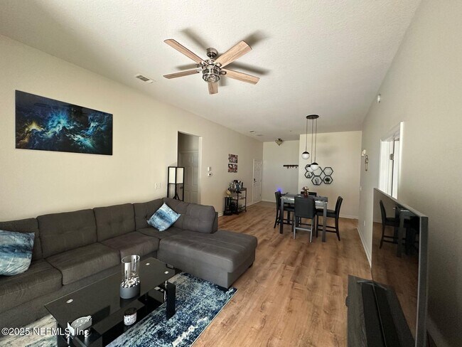 Building Photo - 13792 Herons Landing Way