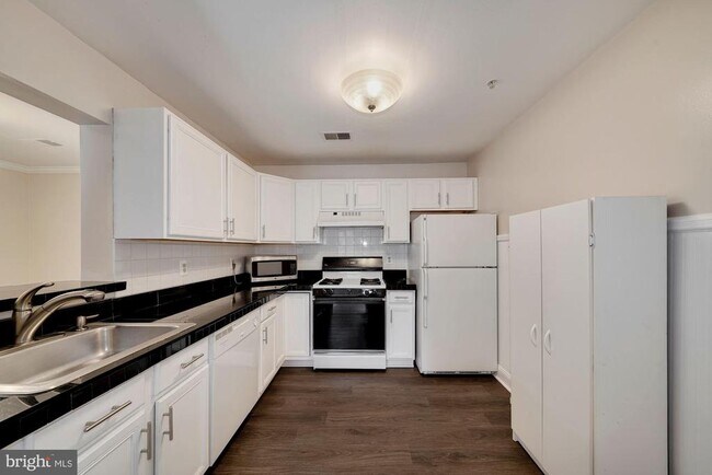 Foto del edificio - 12908 Churchill Ridge Cir