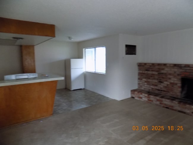 Building Photo - 786 Carro Dr