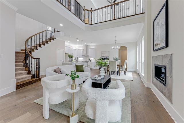 Foto principal - 7917 Renaissance Blvd