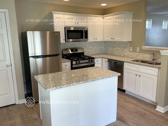 Building Photo - 131 Oak Grove Pl